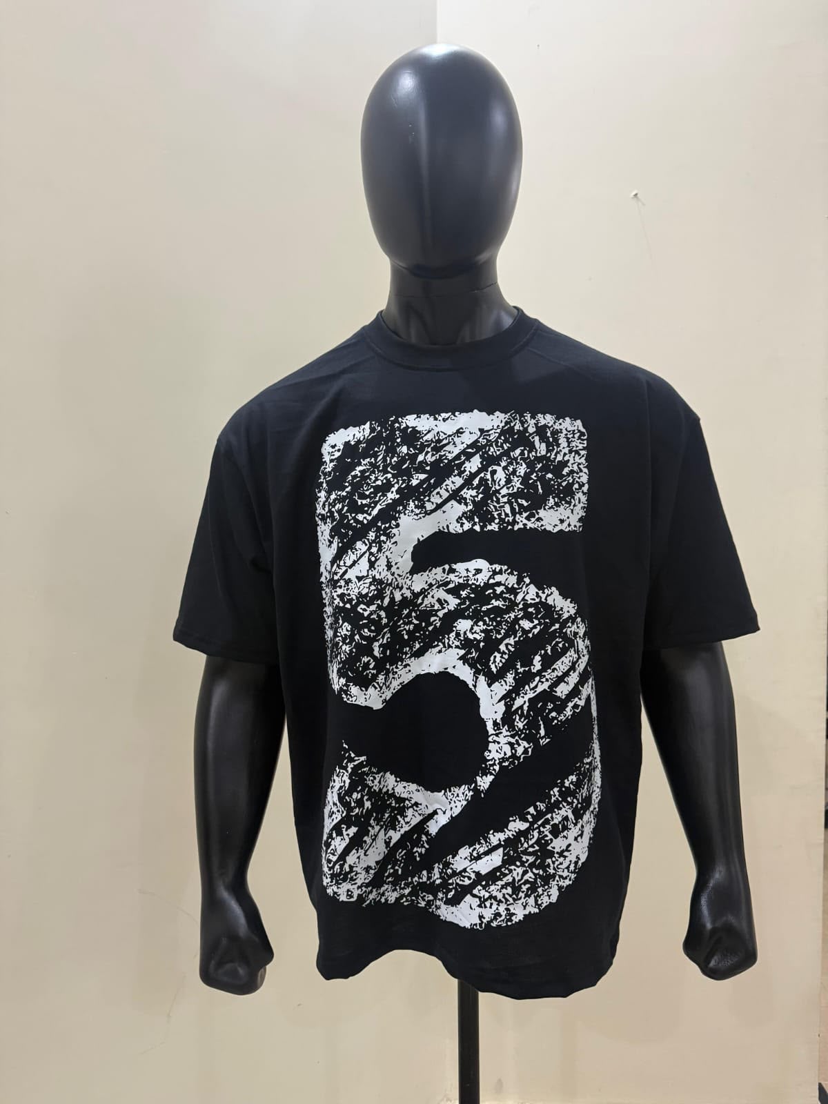 Custom manufactured apparel sample 4 — Spidex Industry portfolio showcasing premium production quality